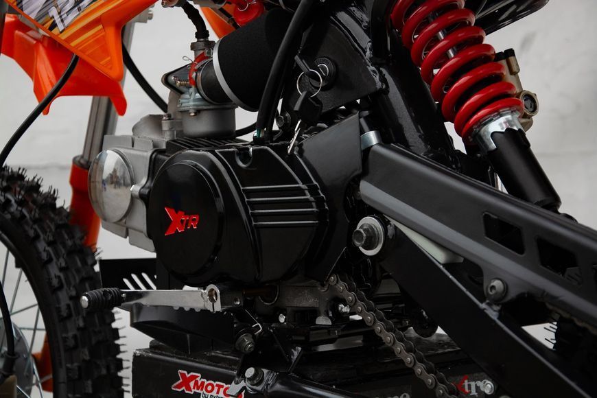 Крос XTR 616 125 см3, 17/14" E-START зелений XTR-616 ES 1-17 фото